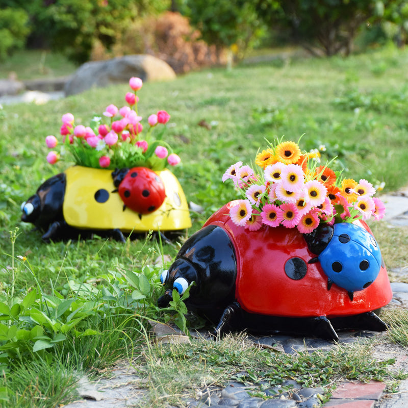 Pot de fleur coccinelle en métal